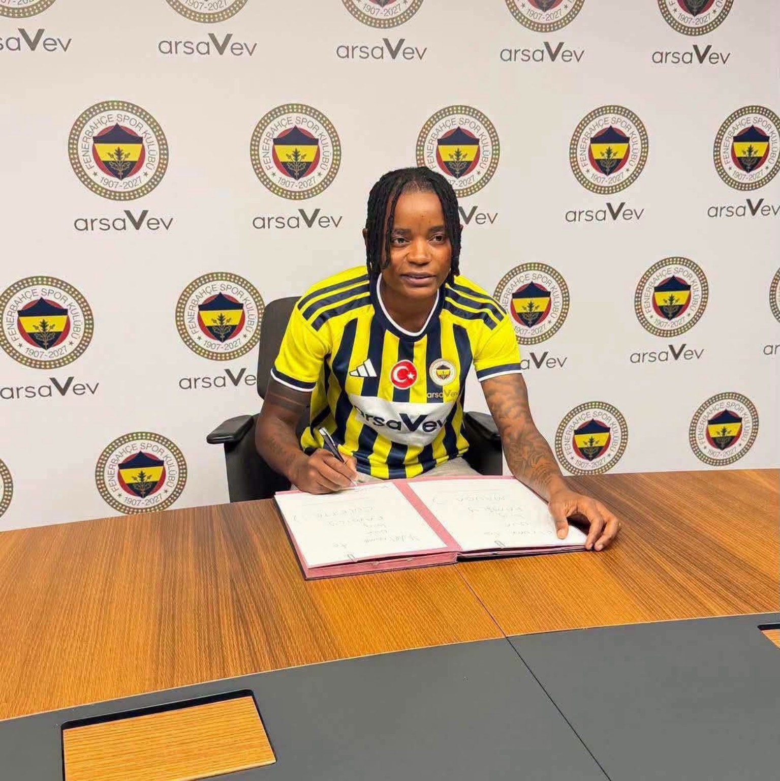 OFFICIEL ! MARIE NGAH MANGA REJOINT FENERBAHÇE !