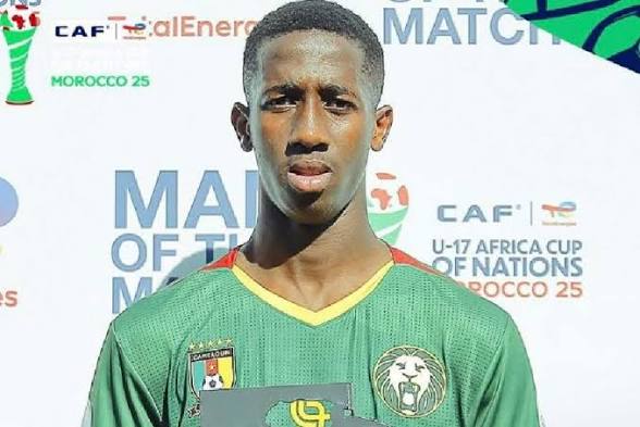 David Mimbang s’engage au Danemark et rejoint la MLS en prêt